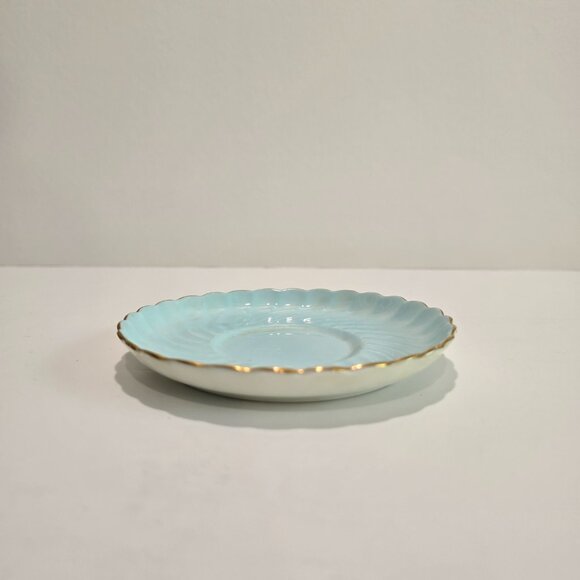 Aynsley - Soft Robin Egg Blue Swirling Fluted Vintage Saucer - Picture 3 of 5